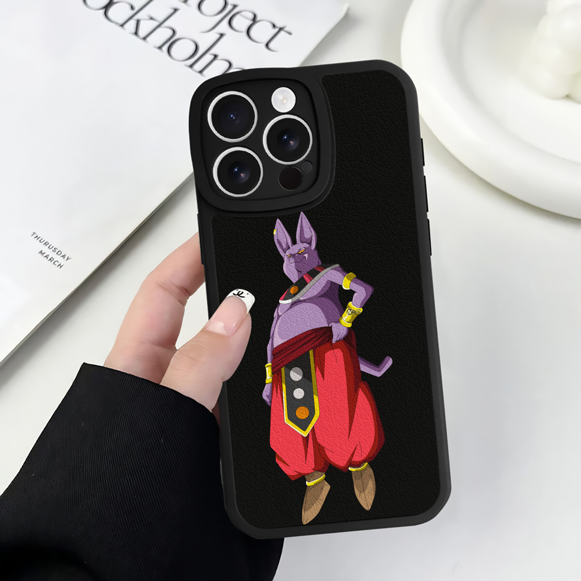 （画像用） ドラゴンボール シャンパ DRAGON BALL Champa 【iPhone 16シリーズ対応】シリコンスマホケース（レザー調） 材質：シリコン